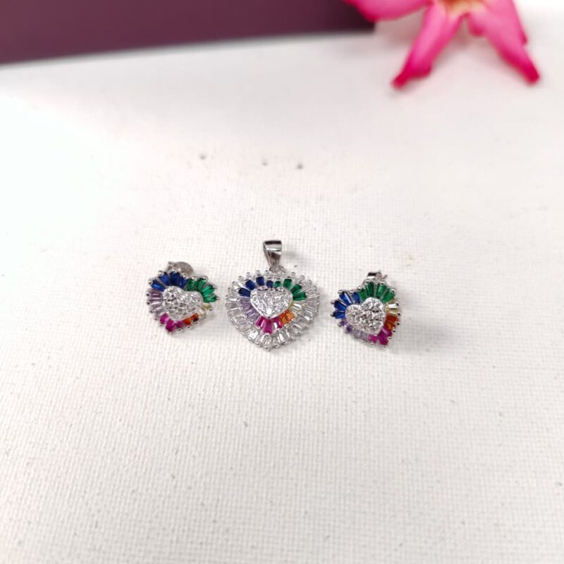 The Radiant Rainbow Heart Set