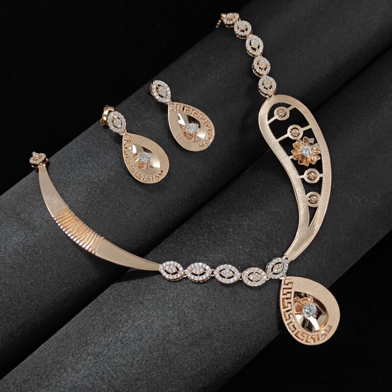 Elegant 925 Silver Necklace Set